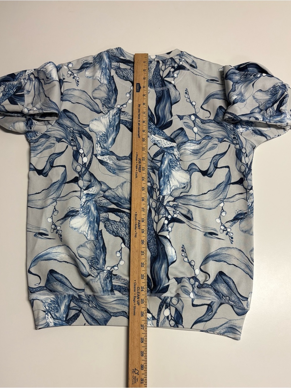 Helly Hansen Women's Large Sweatshirt - Navy Floral Pattern - Picture 5 of 6